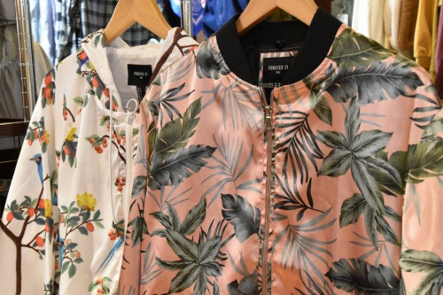 アウターのFOREVER21