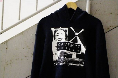 ストリートのSUPREME