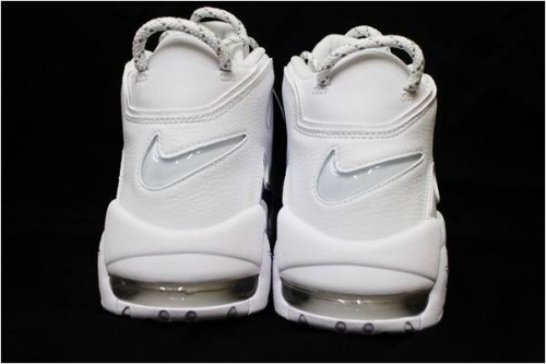 橋本のAIR MORE UPTEMPO