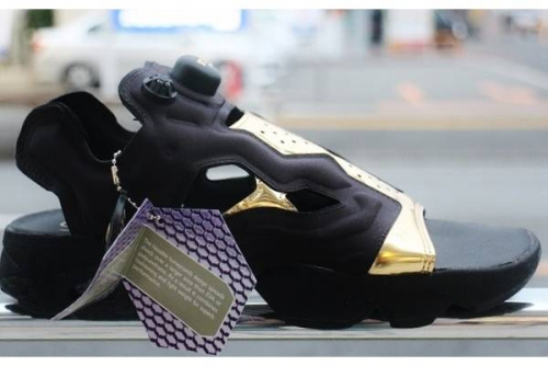 リーボックのポンプフューリー