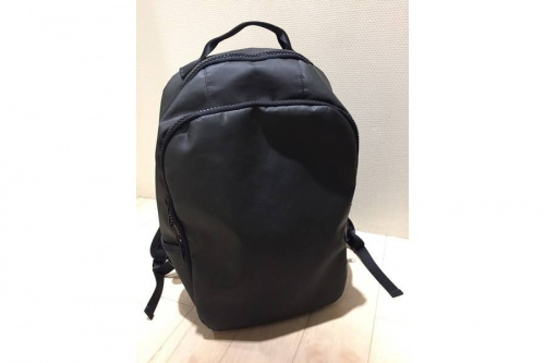 バッグパックのデフィーバッグス