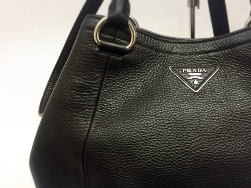 プラダの買取強化