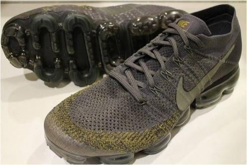 NIKE LABのナイキ