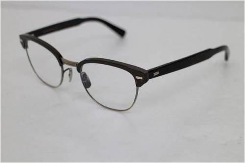 プレゼントにオススメOLIVER PEOPLES(オリバーピープルズ)のご紹介 プレゼントにオススメOLIVER PEOPLES(オリバーピープルズ)のご紹介