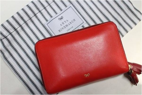 ANYA HINDMARCHのアニヤハインドマーチ