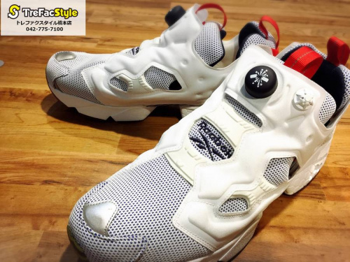 スニーカーのポンプフューリー