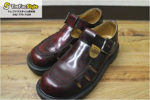 ドクターマーチンのサンダル