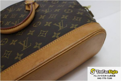 バッグのLOUIS VUITTON