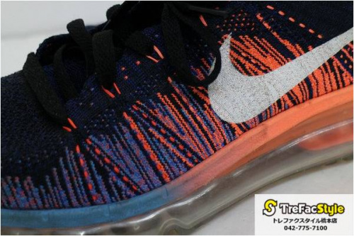 大量入荷のナイキ