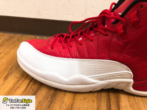 ナイキのエアジョーダン