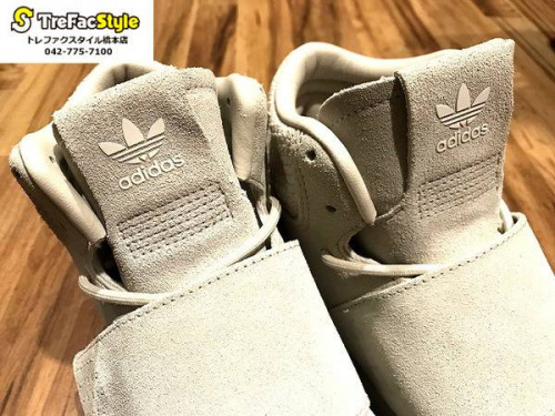 adidasのアディダス