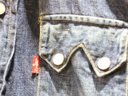 リーバイスのシャツ