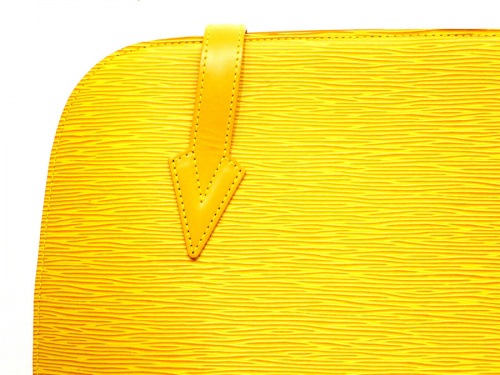 インポートブランドのLOUIS VUITON