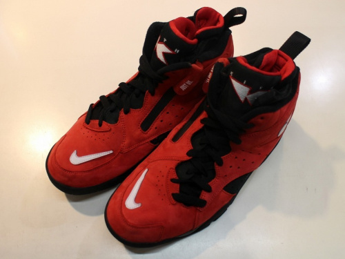 スニーカーのNIKE