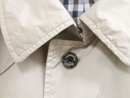 ステンカラーのコート