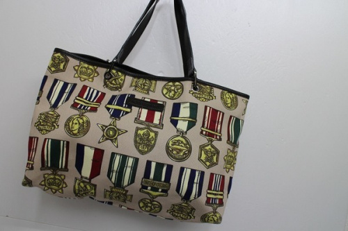 キャリアファッションのLONGCHAMP
