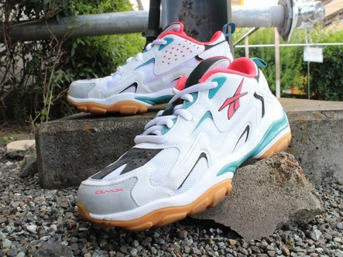 スニーカーのReebok