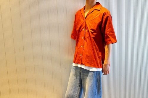 ドメスティックブランドのAURALEE