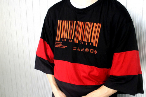 シャリーフのデニムジャケット