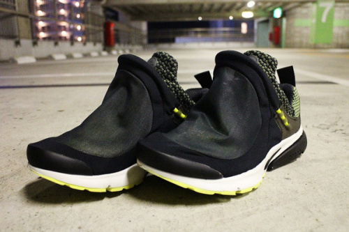 NIKE × COMM des GARCONSのナイキ×コムデギャルソン