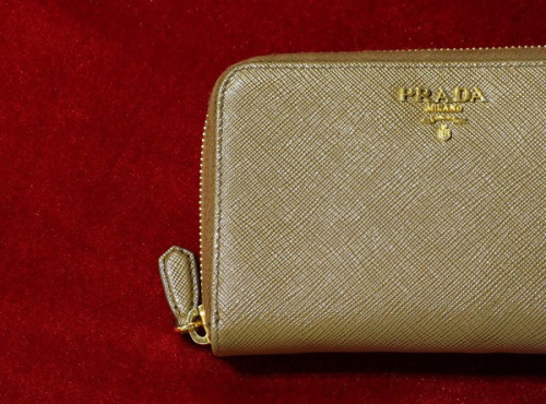 ラグジュアリーブランドのPRADA