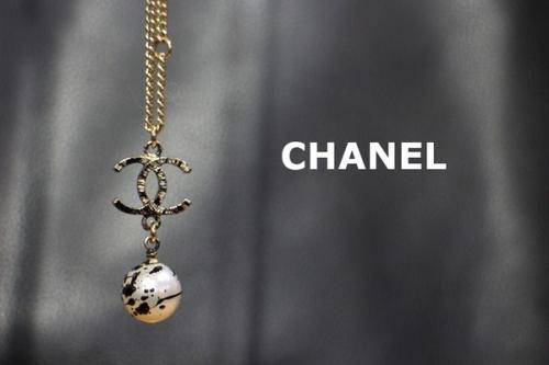 ラグジュアリーブランドのCHANEL