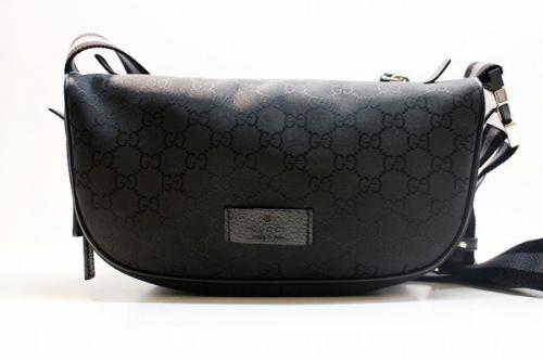 グッチのウエストバック