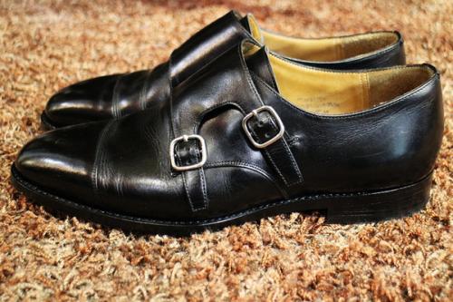 橋本店のレザーシューズ