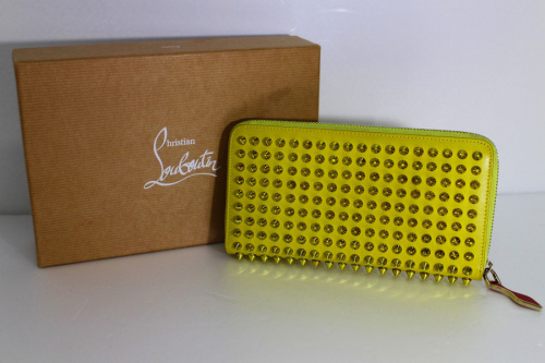 店舗からのお知らせのルブタン