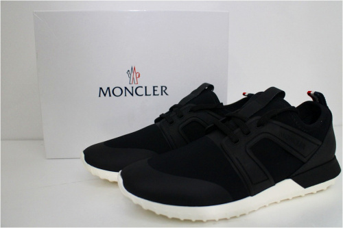 インポートブランドのMONCLER