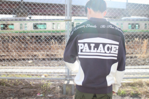 ストリートブランドのPALACE
