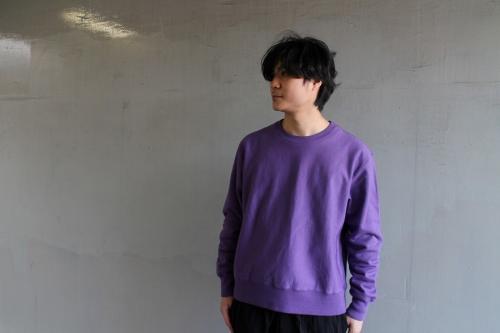 ユニバーサルプロダクツのクルーネックスウェット