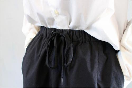 ウォレットパンツのブラック