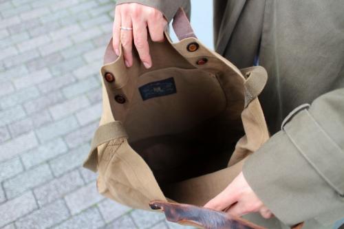 ダブルアールエルの2WAYキャンバストートバッグ