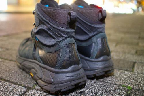 TOR ULTRA HI WIPのブラック