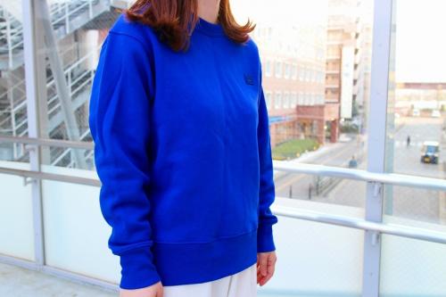 acne studiosのアクネストゥディオズ