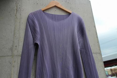 プリーツマキシワンピースのパープル