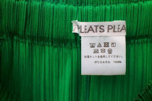 PLEATS PLEASEのプリーツプリーズ