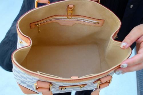 ハンドバッグのダミエ・アズール