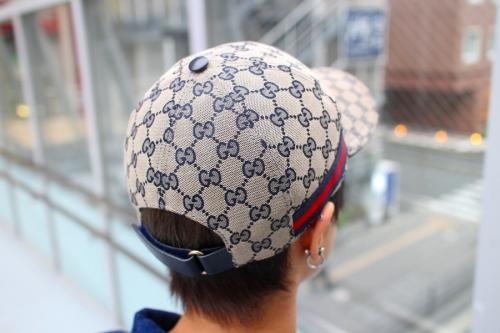 グッチのキャップ