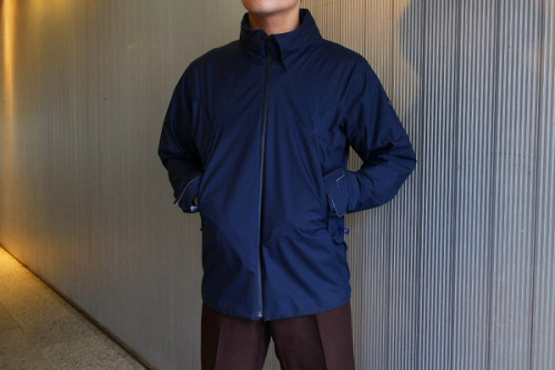 アウトドアブランドのDESCENTE