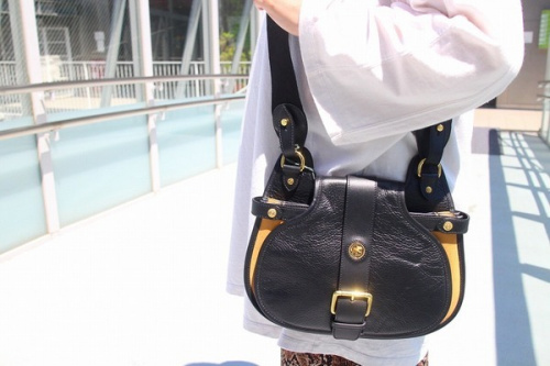 ラグジュアリーブランドのHUNTING WORLD