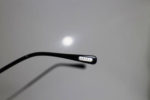 オリバーピープルズの伊達メガネ