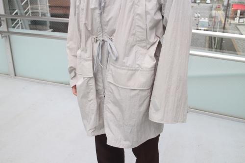 ビッグスノーパーカーのグレー