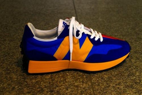 ニューバランスのスニーカー