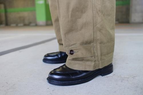 M-47のカーゴパンツ