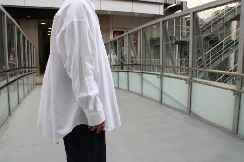 グラフペーパーのオックスフォードオーバーサイズボタンダウンシャツ