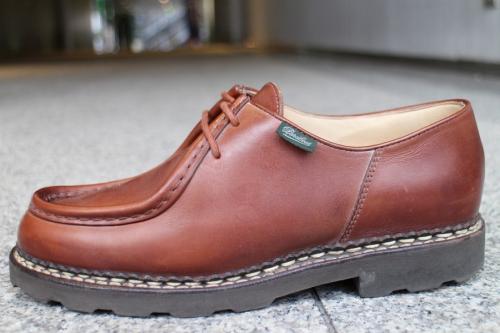 チロリアンブーツのブラウン