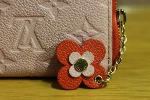 LOUIS VUITTON 　のルイ ヴィトン　