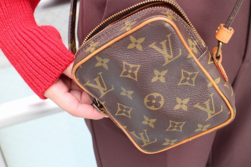 ラグジュアリーブランドのLOUIS VUITTON 　
